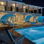 Rivazzurra Beachfront Luxury Villa