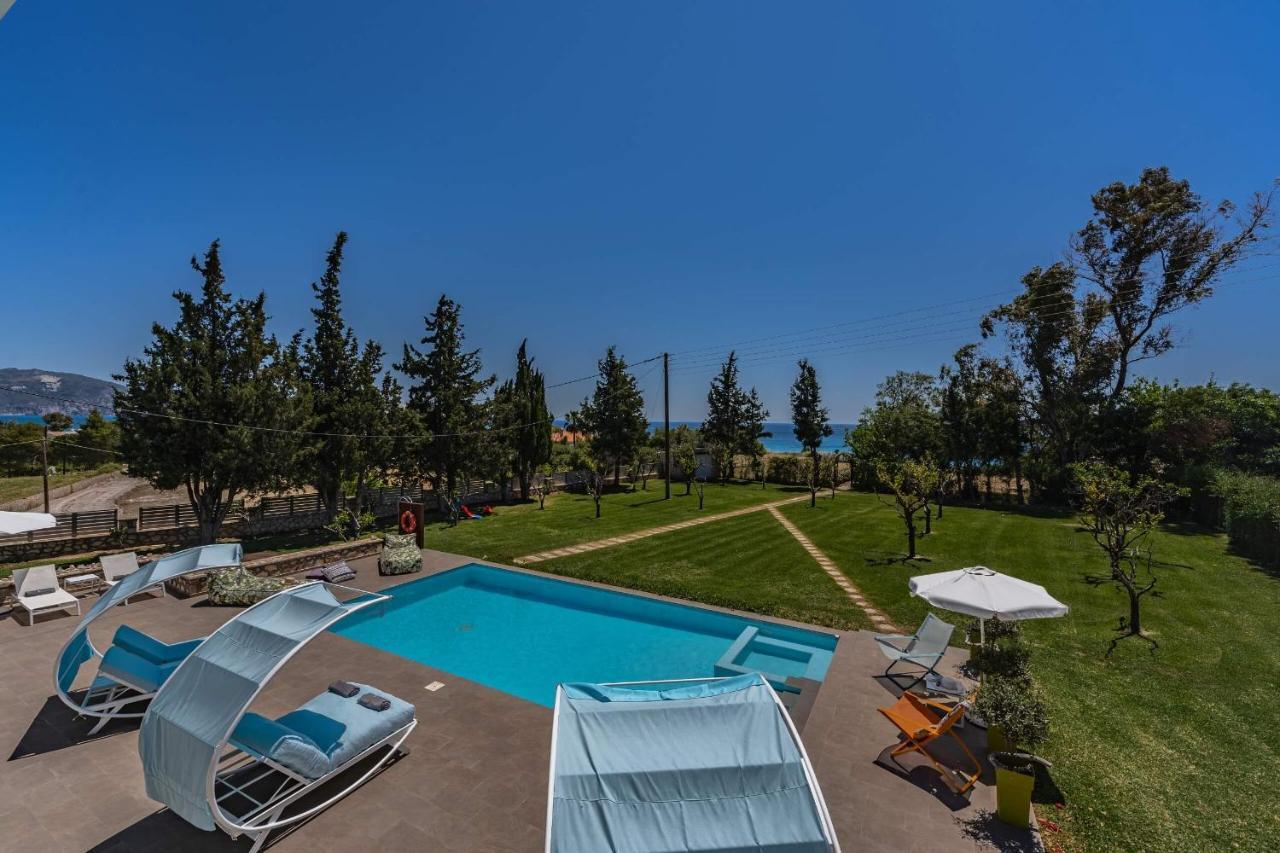 Rivazzurra Beachfront Luxury Villa *