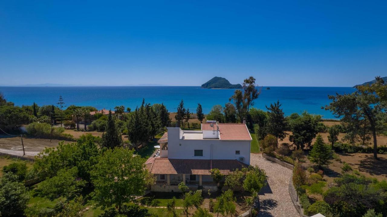 Rivazzurra Beachfront Luxury Villa