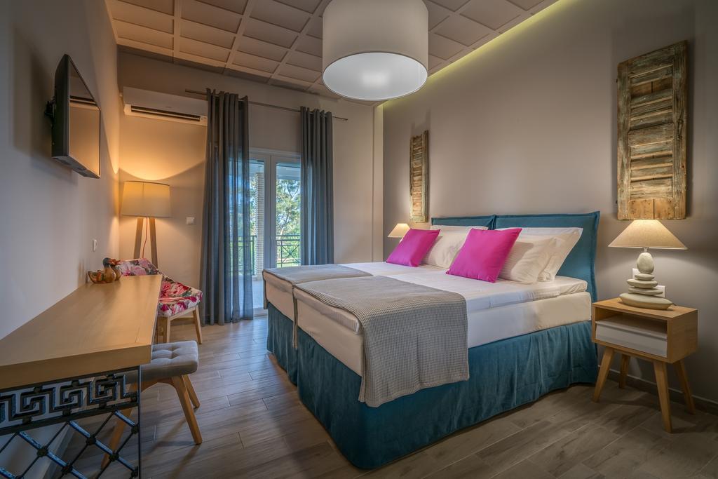 Rivazzurra Beachfront Luxury * Lithakia (Zakynthos)