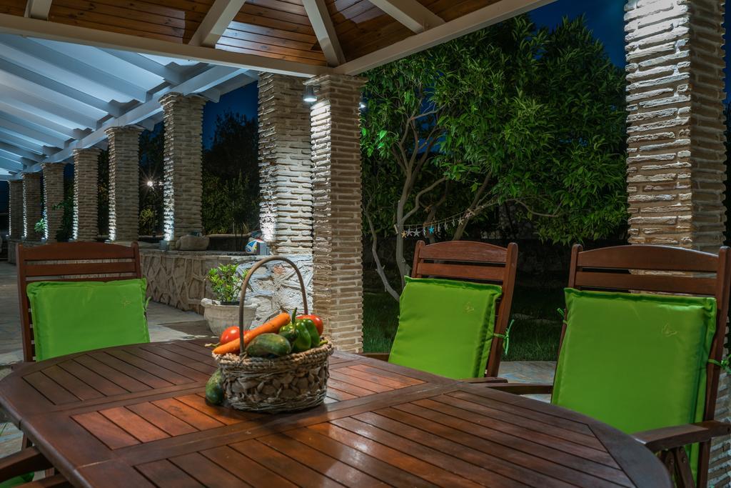 Rivazzurra Beachfront Luxury Villa
