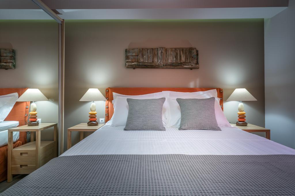 Rivazzurra Beachfront Luxury Villa *